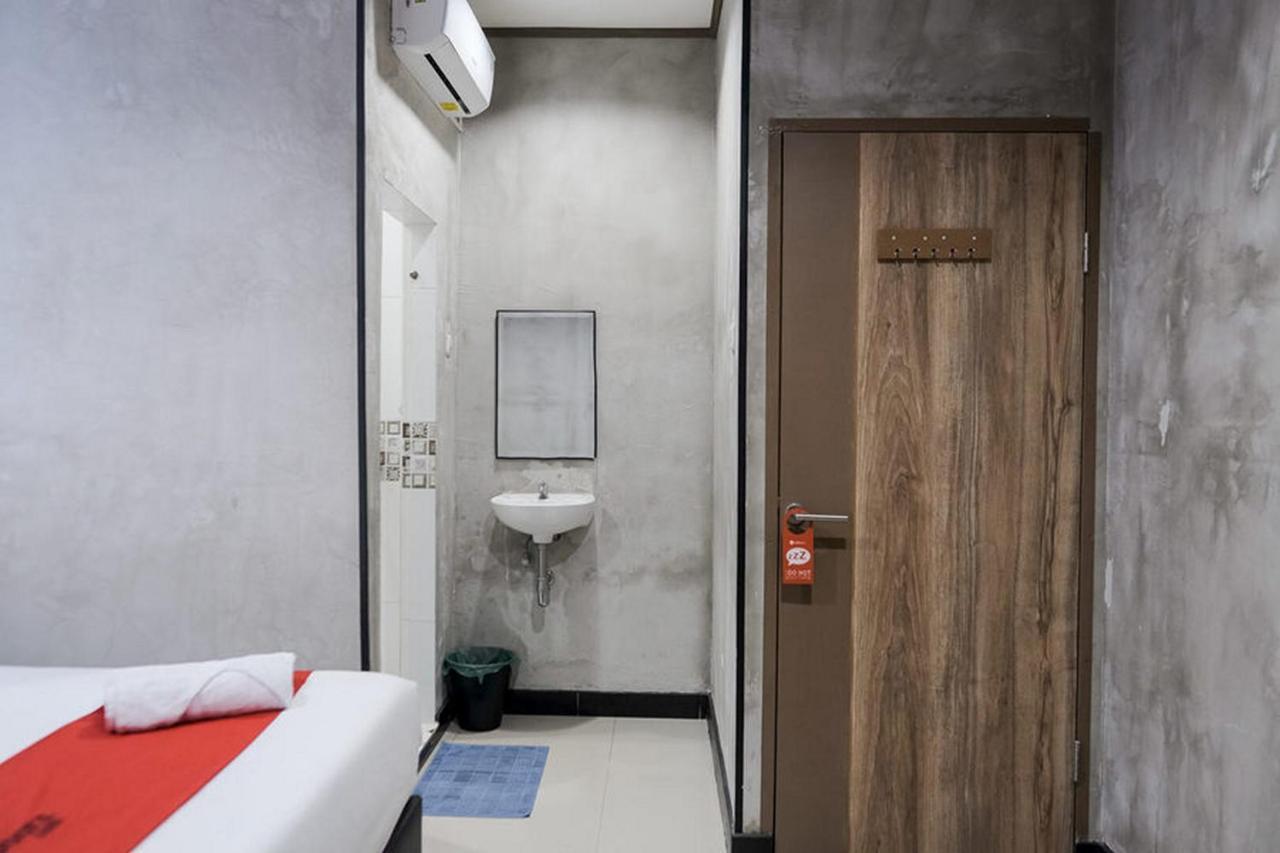 Reddoorz @ Sekip Medan 호텔 외부 사진